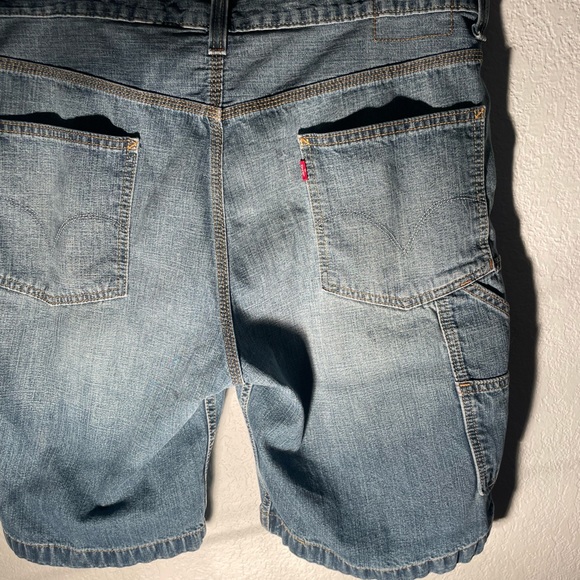 Levi’s Carpenter Jorts - Picture 13 of 14